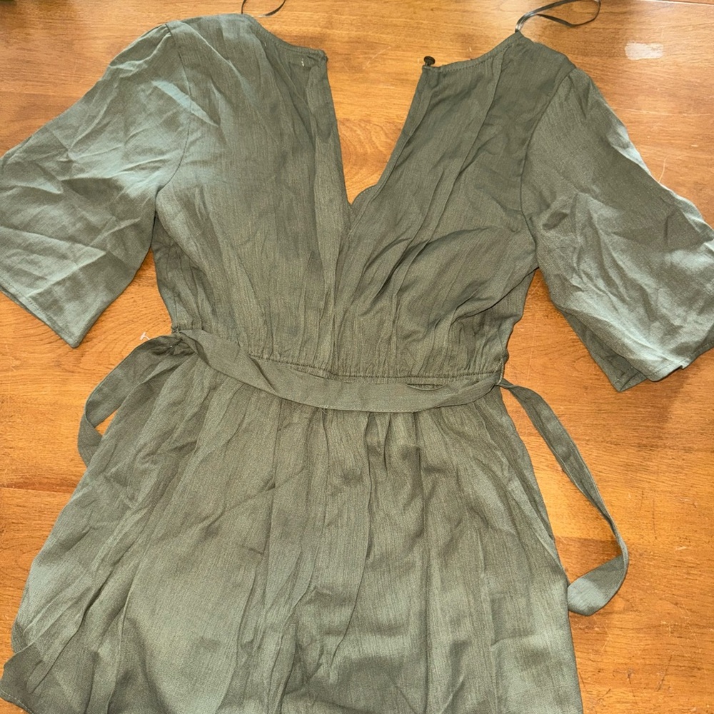 Francesca's Olive Green Scalloped Romper - Picture 5 of 5